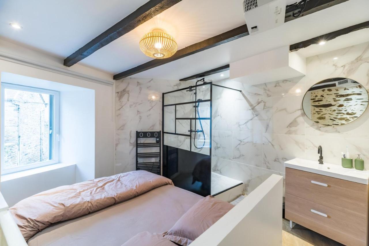 Logement Duplex Au Coeur De Treguier Apartment Exterior photo