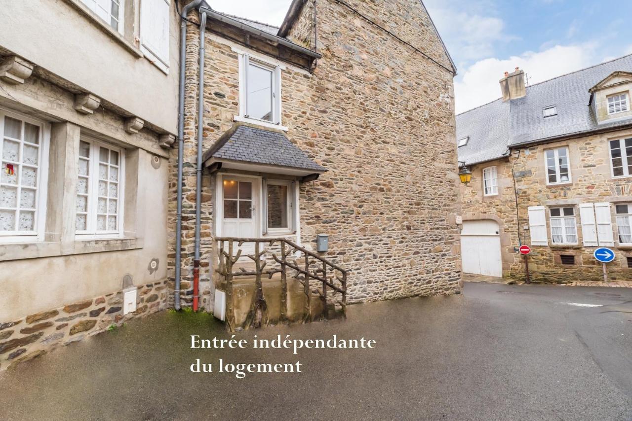 Logement Duplex Au Coeur De Treguier Apartment Exterior photo